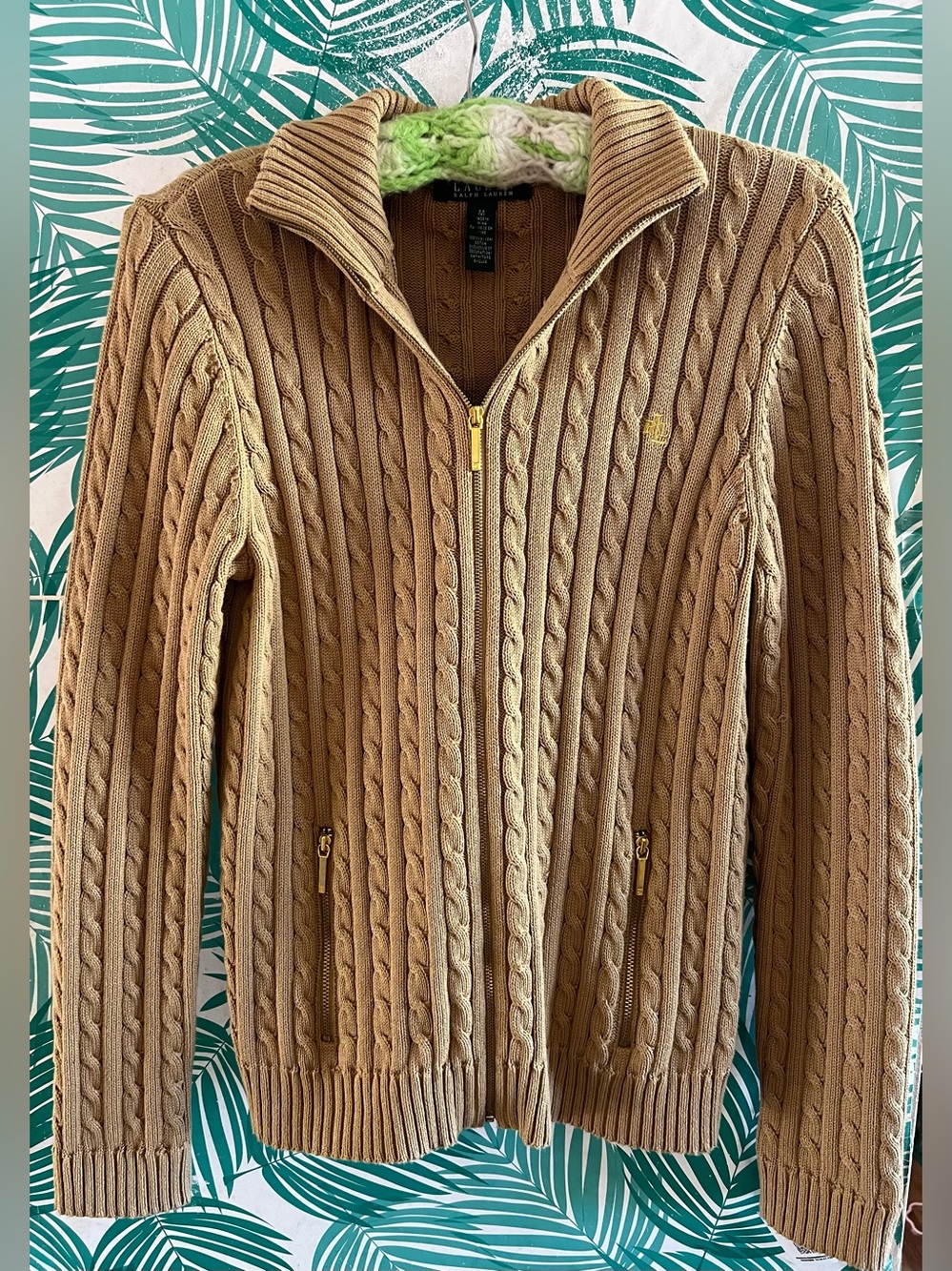 Ralph Lauren Tan Cable-Knit Zip Sweater w/gold embroidered crest & zip sz M